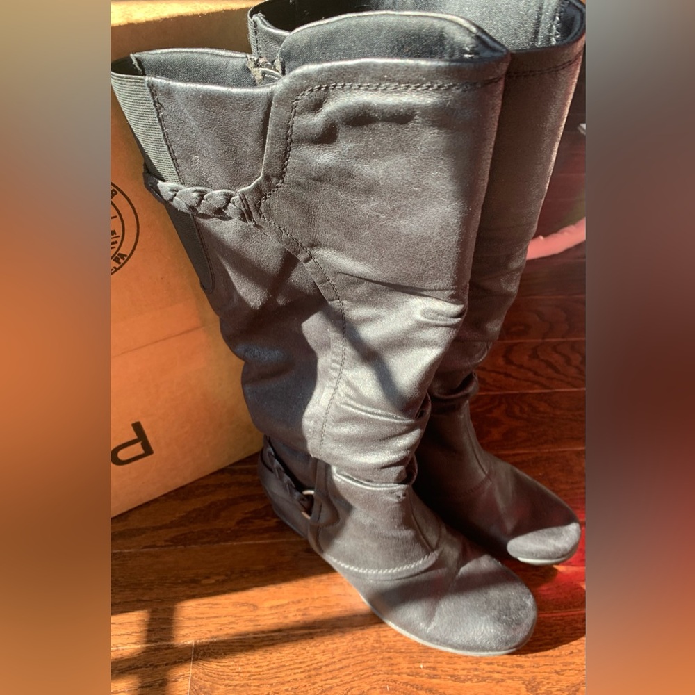 Baretraps wedge boots